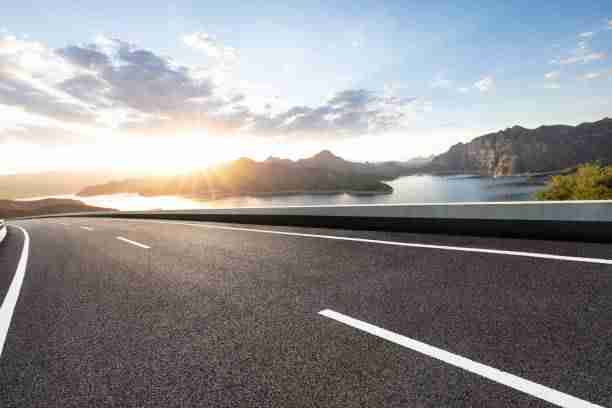 影史最性感的情色片之一，看完久久难忘：《爱的色放》为什么这部片火到不能忽视？